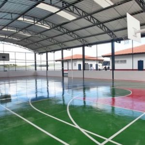 Secretaria de Educação abre licitação para construção e obras em quadras poliesportivas escolares na Bahia