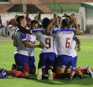Campeonato Baiano: Com golaços, Bahia vence o Doce Mel pela segunda rodada