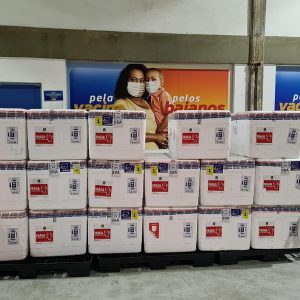 Bahia recebe mais 186 mil vacinas contra covid-19 e distribui para 30 municípios