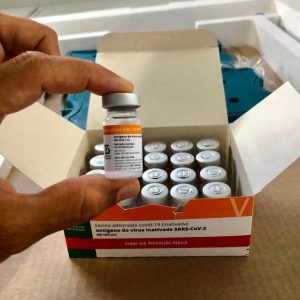 Nova remessa de vacinas contra Covid-19 chega à Bahia