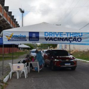 Alagoinhas: Prefeitura informa sobre a vacinação no drive thru