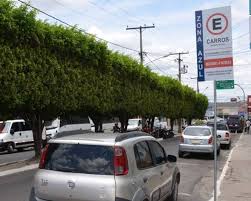 Cobrança fracionada da Zona Azul começa nesta segunda-feira (15) em Alagoinhas.