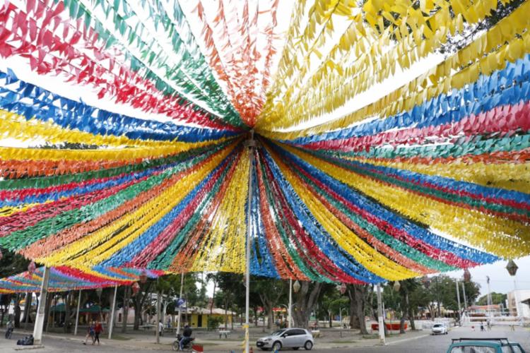 Dez municípios baianos cancelam festa de São João por conta da pandemia