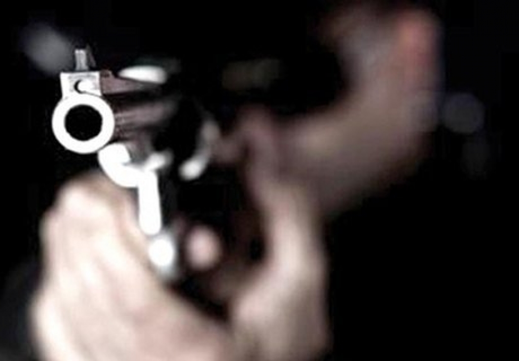 Bandido armado rouba mais de R$ 7 mil de estabelecimento comercial em Alagoinhas