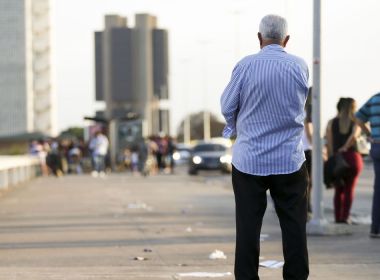 Inflação para idosos acumula taxa de 6,2% em 12 meses