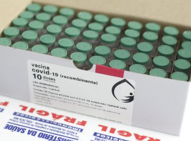 Novo lote com 222,5 mil doses da vacina contra a Covid-19 está previsto para chegar à Bahia nesta quinta-feira