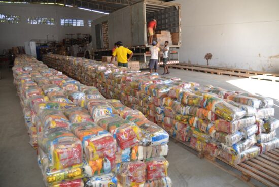 Prefeitura de Alagoinhas entregou mais de 157 toneladas de alimentos aos estudantes da rede municipal
