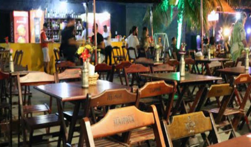 Bahia: Novo decreto do governo deve permitir funcionamento de bares e restaurantes até 21h