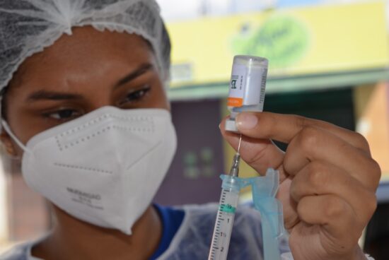Alagoinhas: Confira o público-alvo da vacinação contra a Covid-19 nesta quinta-feira (08)