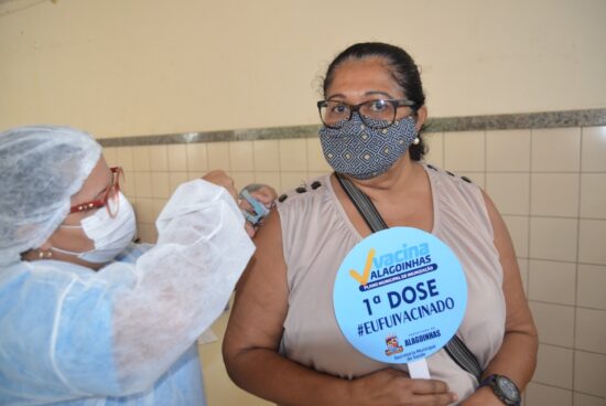 Alagoinhas ultrapassa a marca de 20 mil vacinados contra a Covid-19; confira o cronograma de segunda-feira (19)