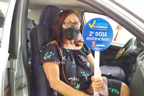 SEGUNDA DOSE: Prefeitura convoca idosos e trabalhadores da saúde que tomaram a CoronaVac até 29 de março