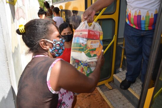 Alagoinhas:Entrega de cestas básicas nas escolas segue até dia 30 de abril; confira a programação