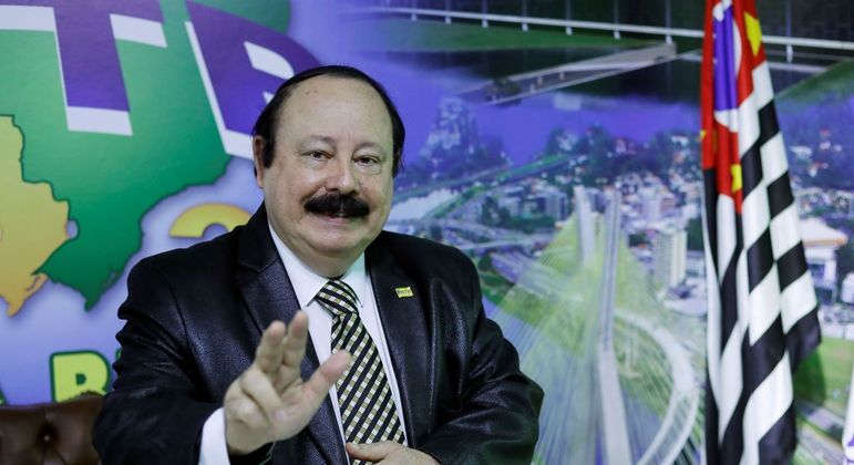 Morre Levy Fidelix, presidente e fundador do PRTB, aos 69 anos