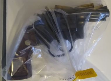 Empresário é preso em prédio de luxo do Itaigara por posse ilegal de armas