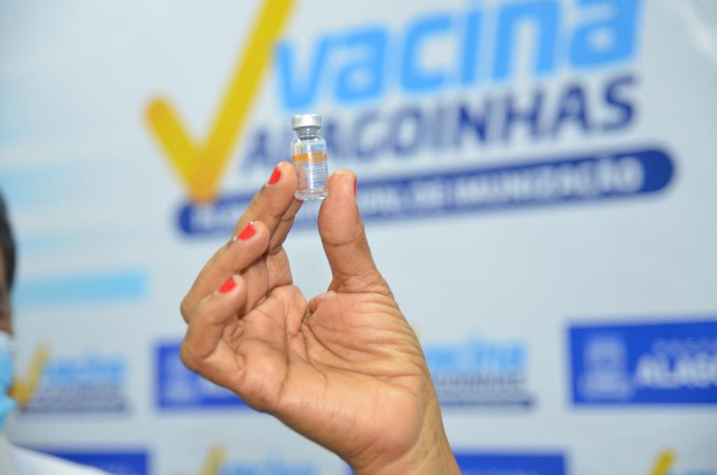 Vacinação da segunda dose contra covid-19, continua nesta segunda-feira (28),em Alagoinhas.