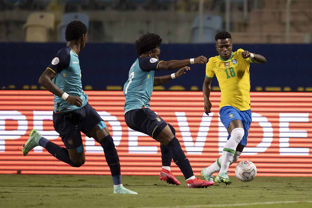 Brasil empata com o Equador e perde 100% de aproveitamento na Copa América