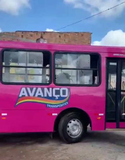Alagoinhas:Chegaram a cidade os ônibus que serão utilizados em contrato emergencial para o lote 2; Vídeo