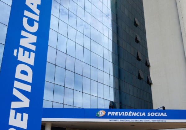 Beneficiários do INSS: prova de vida pode ser feita sem sair de casa. Veja como