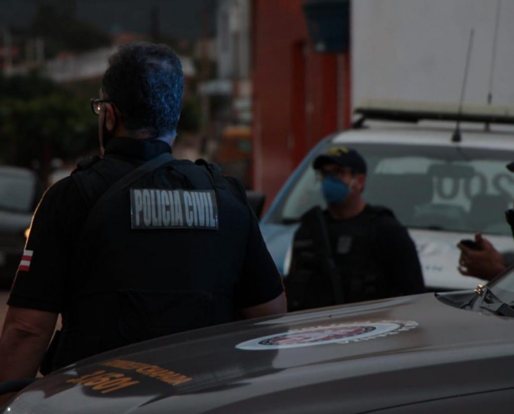 Mulher e bebê morrem após vitima sofrer crise convulsiva durante parto e companheiro se negar a prestar socorro: ‘obra do senhor’, disse o suspeito