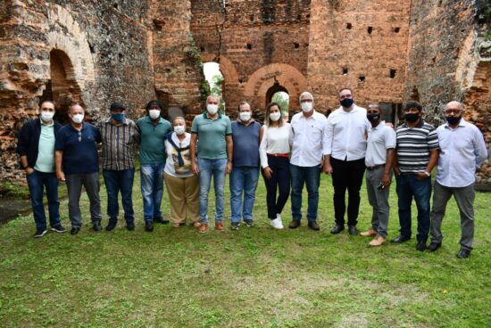 Potencial turístico de Alagoinhas em pauta na visita do Secretário Estadual de Turismo ao município