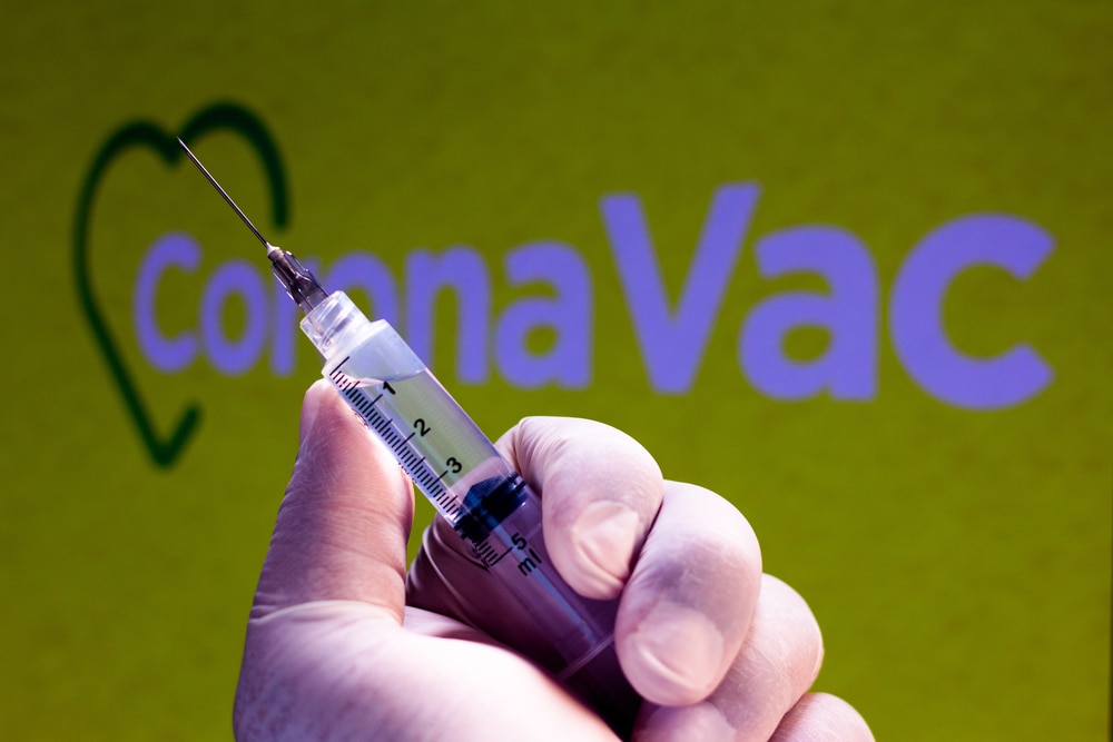 Ministério da Saúde vai fazer estudo para avaliar eficácia da 3ª dose da CoronaVac