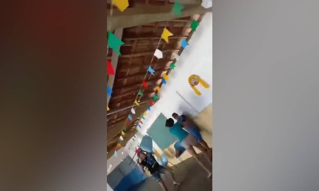 Vídeo: Famílias rivais brigam ao se encontrarem em posto de vacinação contra a Covid-19 na PB