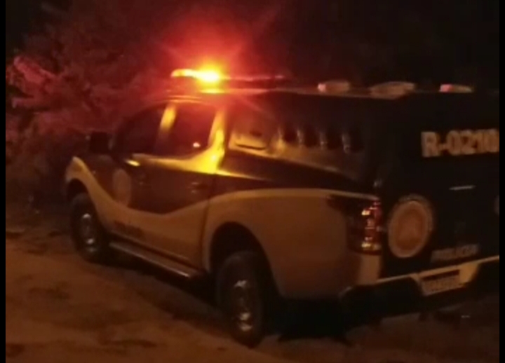 Homem foi morto a tiros na noite desta quarta-feira (04),em Alagoinhas