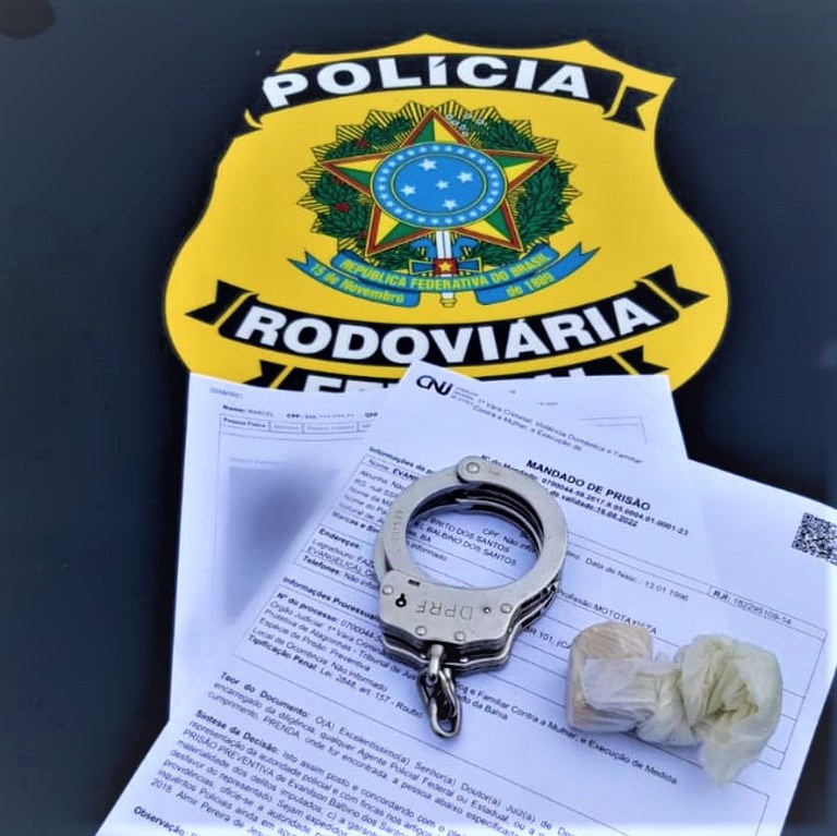 PRF prende foragido da justiça por roubo na BR 101, em Alagoinhas
