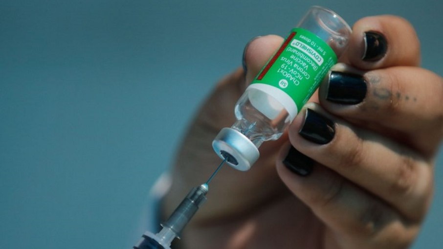 Vacinas da Pfizer ou AstraZeneca reduzem em até 60% risco de infecção pela variante Delta, revela estudo