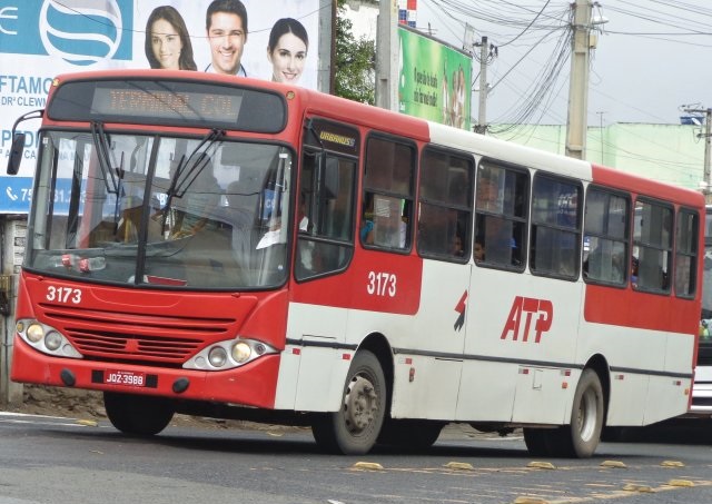 URGENTE: Deflagrada greve no transporte urbano de Alagoinhas