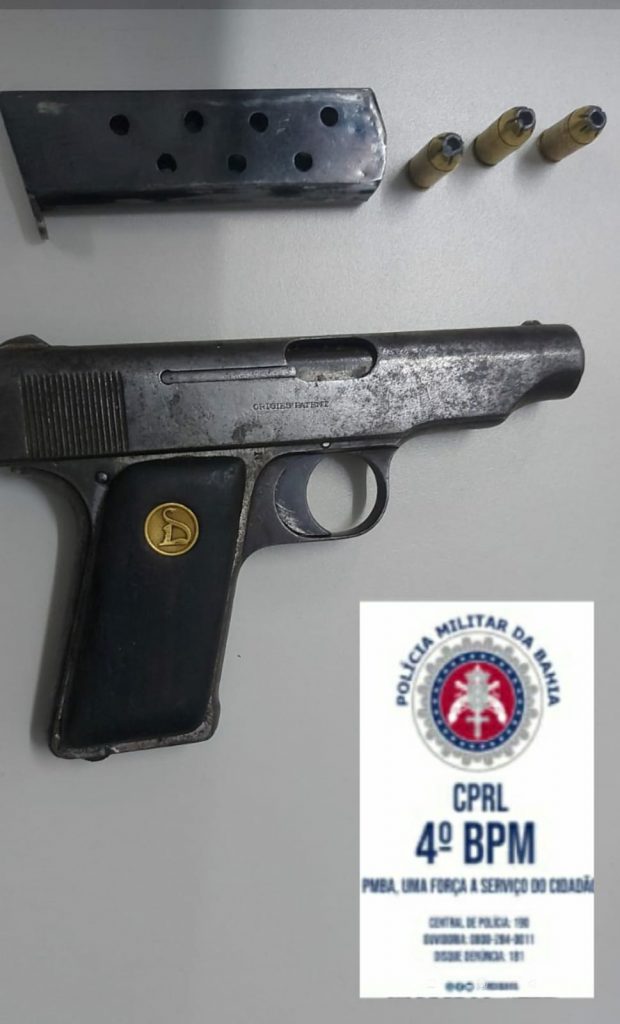 Alagoinhas: Policiais do Quarto Batalhão apreendem arma de fogo, tipo pistola, e recuperam material furtado.