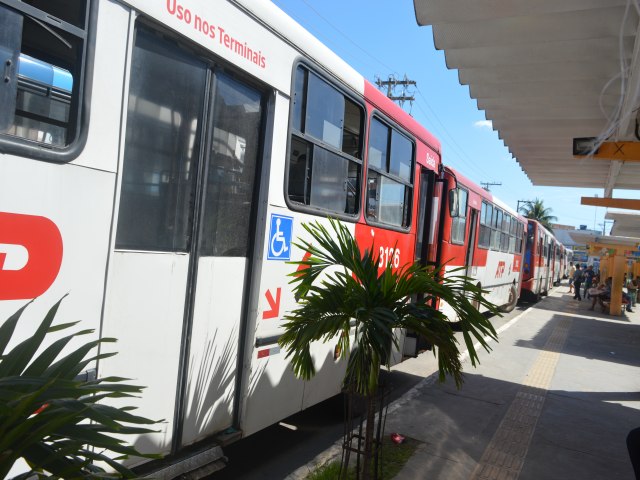 Rodoviários fazem acordo temporário e suspendem greve em Alagoinhas nessa segunda-feira dia (16/08/2021)