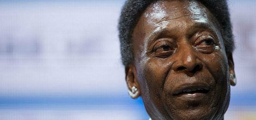Pelé deixa UTI e recebe tratamento semi-intensivo: “Estou bem, sorrindo todos os dias”
