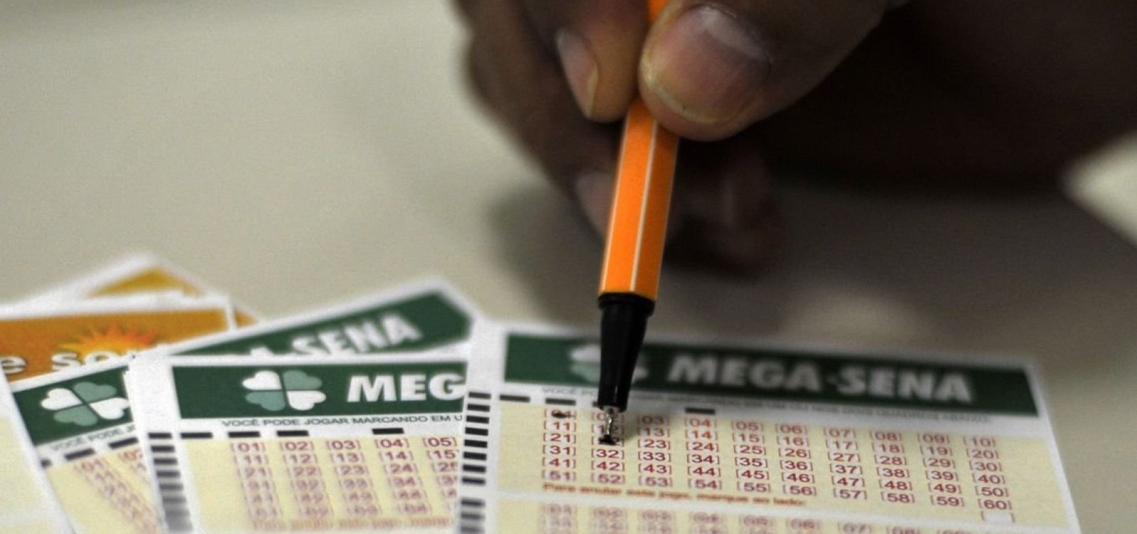 Mega-Sena: dois ganhadores dividem prêmio de R$ 23,5 milhões