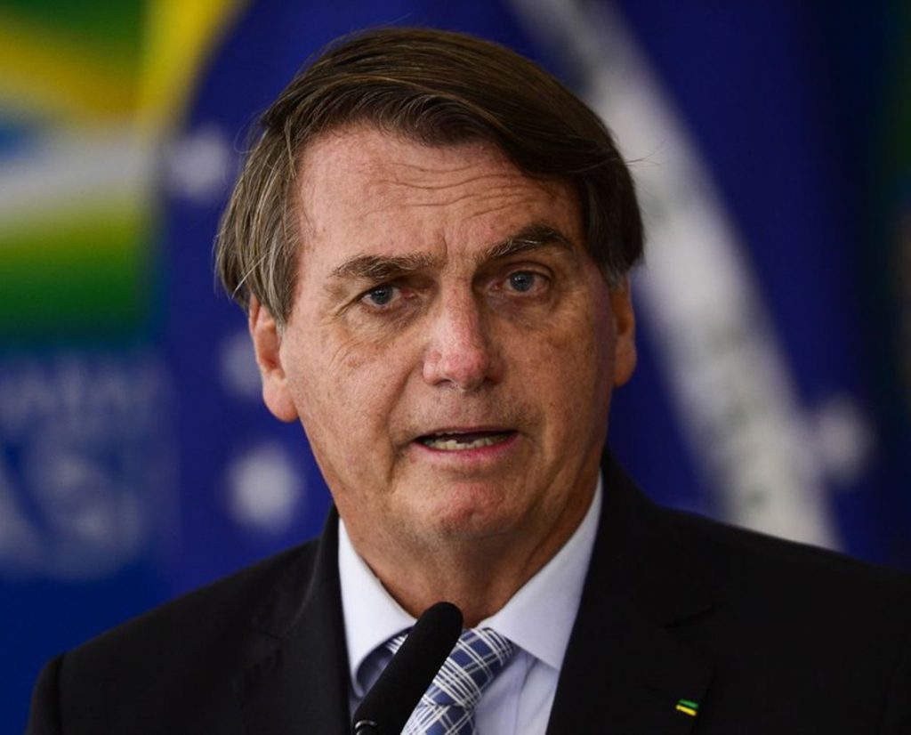 Bolsonaro: “Vida de presidente não é fácil. Se alguém quiser trocar comigo, troco agora”