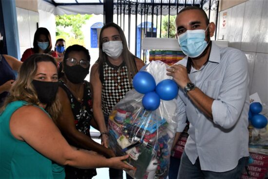 Alagoinhas: Escolas da rede municipal recebem material específico para a Educação Inclusiva