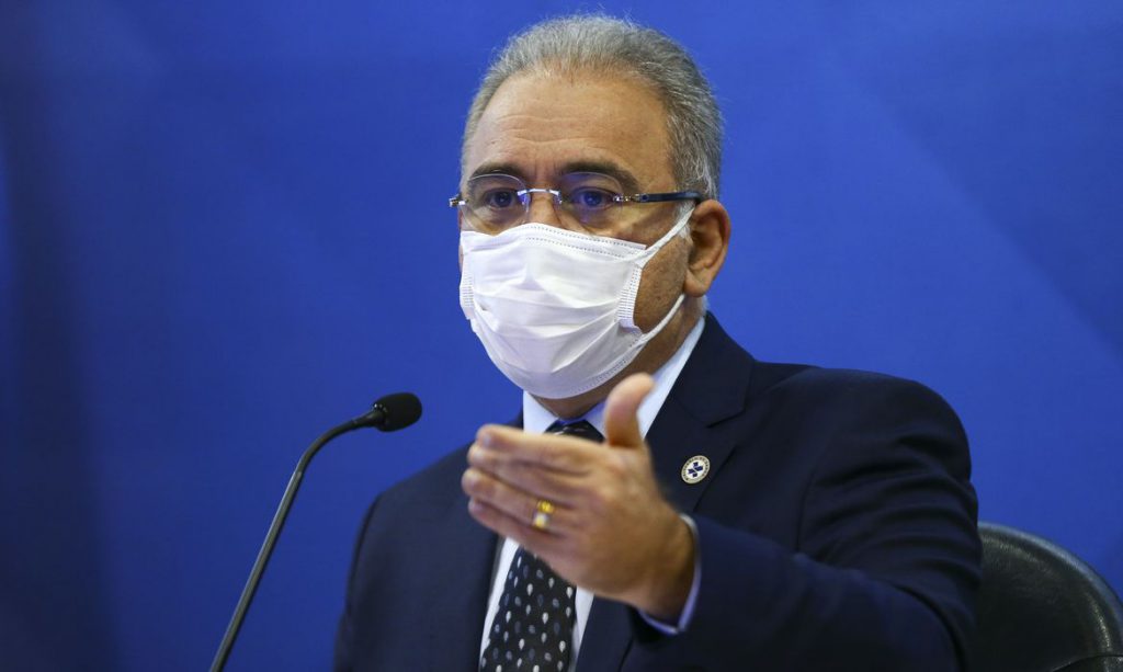 Ministro Marcelo Queiroga testa positivo para Covid-19