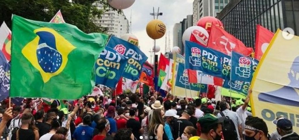 Sábado registra manifestações contra o governo federal em todo o país