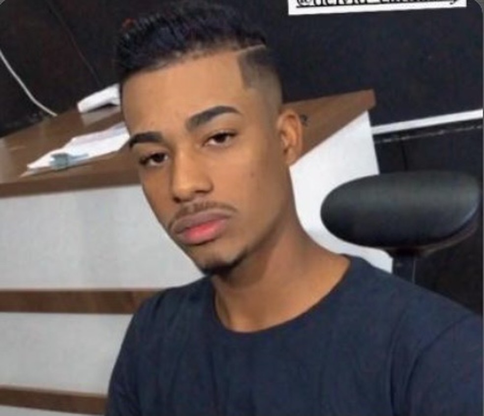 Jovem morre afogado após tentar resgatar celular que caiu em balneário, no sudoeste da BA