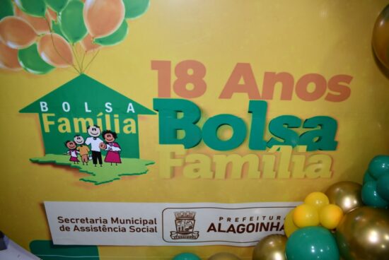 Bolsa Família completa 18 anos com cobertura completa em Alagoinhas