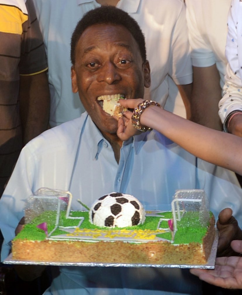 Pelé comemora aniversário e posta mensagem: “81 anos de vida, com muitas vitórias”
