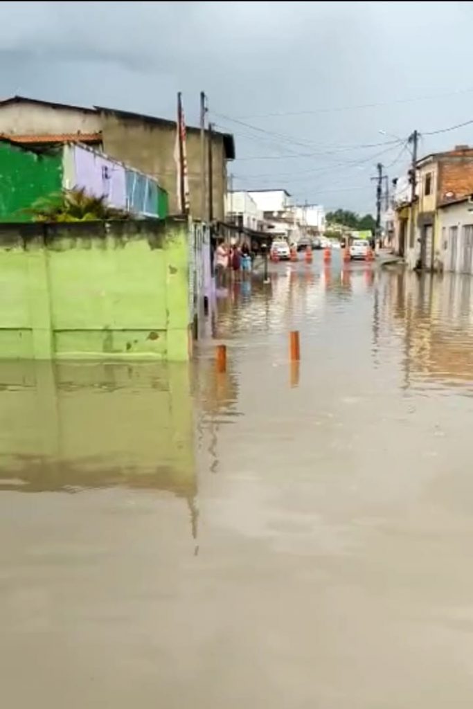 População de Alagoinhas sofre mais uma vez devido aos transtornos causados pela chuva