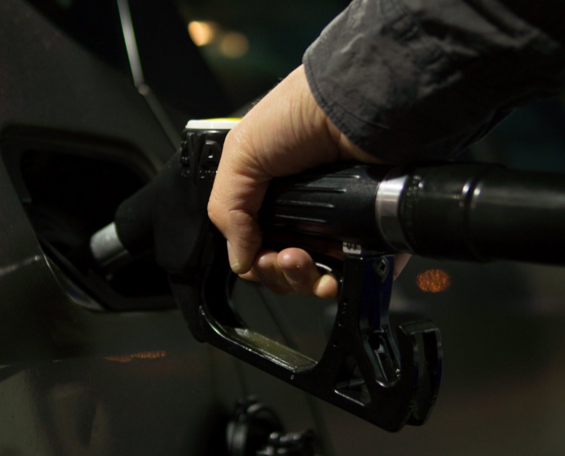 Petrobras reduz em 3,1% o preço da gasolina em suas distribuidoras; preço do litro será de R$ 3,09