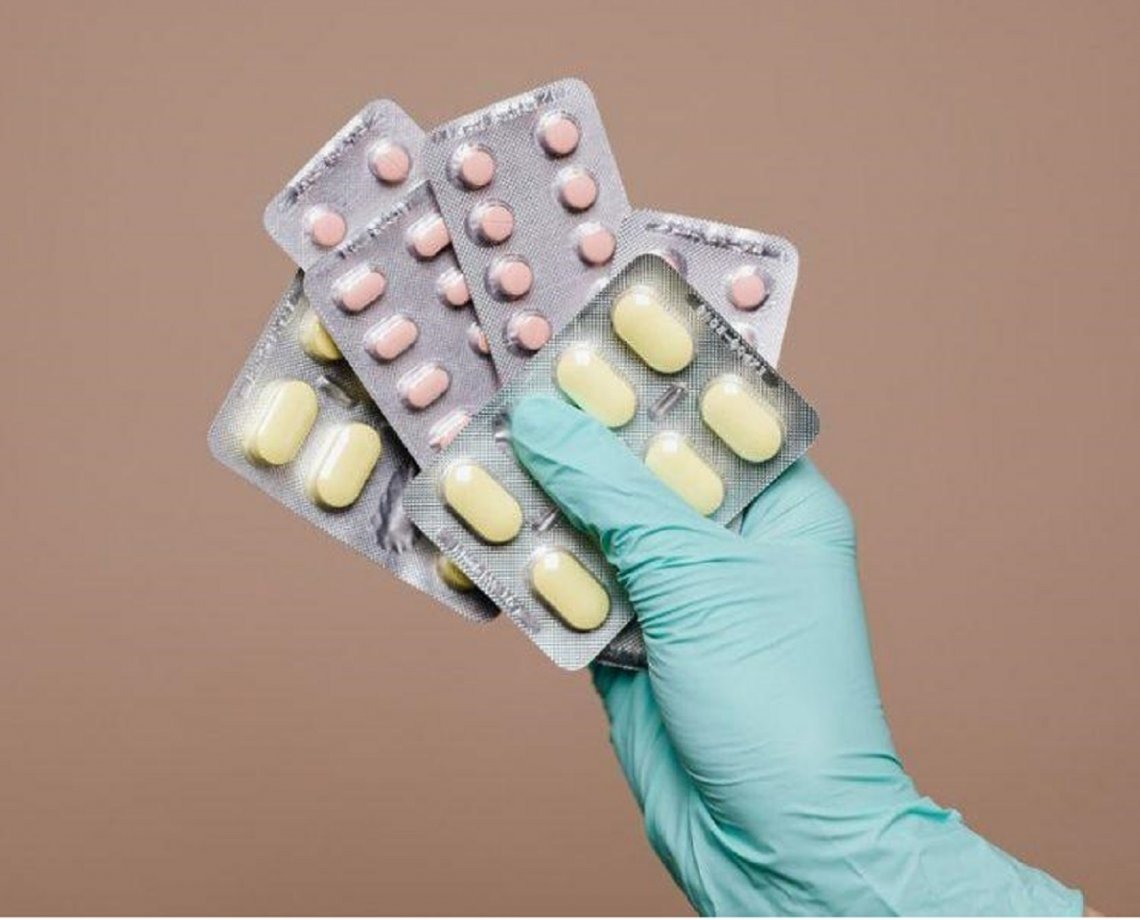Pfizer aprova primeiro comprimido contra a Covid-19; medicamento será vendido com o nome de Paxlovid
