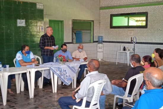 Alagoinhas: Prefeito Joaquim Neto se reúne com associações de moradores para discutir demandas