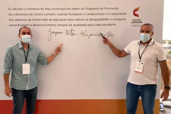 Em Sobral, prefeito Joaquim Neto assina adesão a programa de formação de lideranças educacionais