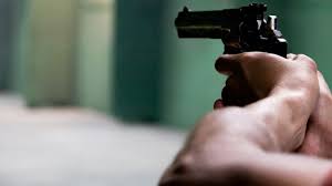 Bandido atira em vítima e arma falha durante assalto em Alagoinhas