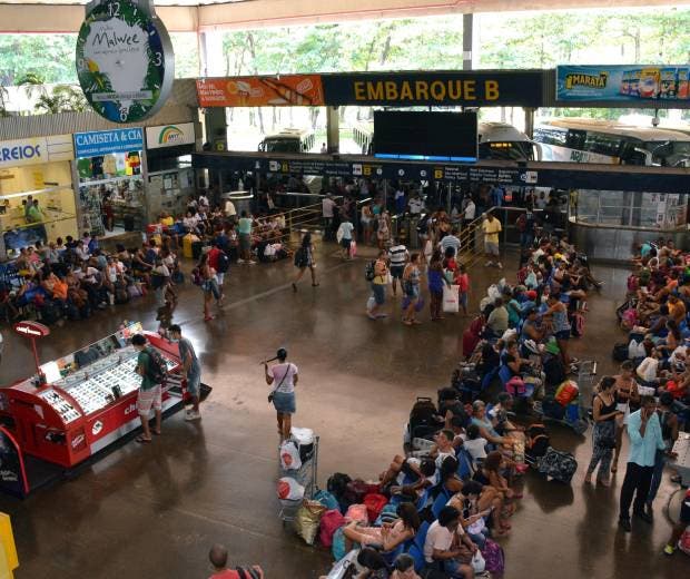Comprovante de vacina é obrigatório nas rodoviárias da Bahia