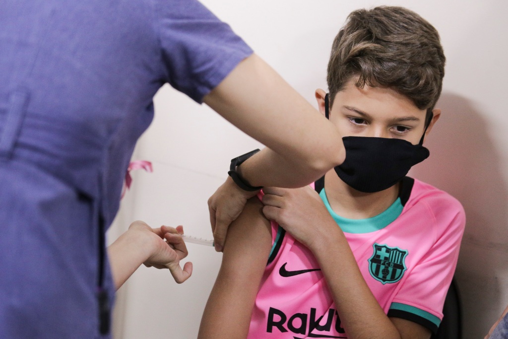 Anvisa autoriza uso da vacina da Pfizer em crianças de 5 a 11 anos no Brasil