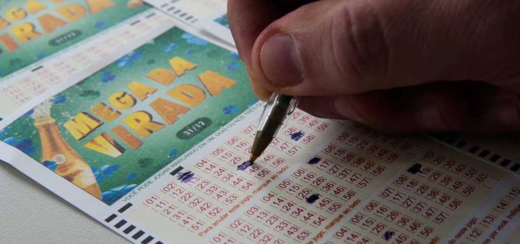 Apostas de RJ e SP dividem prêmio de R$ 378 milhões da Mega da Virada; veja dezenas sorteadas